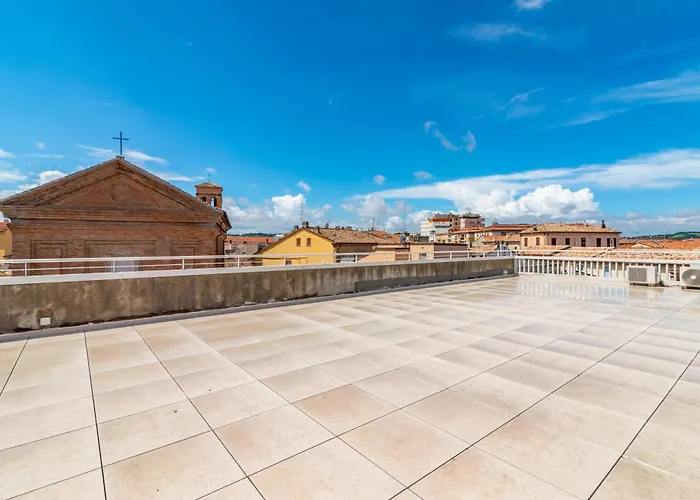 Rossini In Center Of Pesaro! * Pesaro