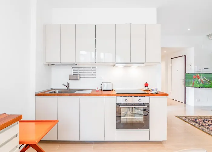 Rossini In Center Of Pesaro! *